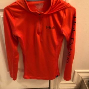 HUK women’s long sleeve fishing shirt size XS